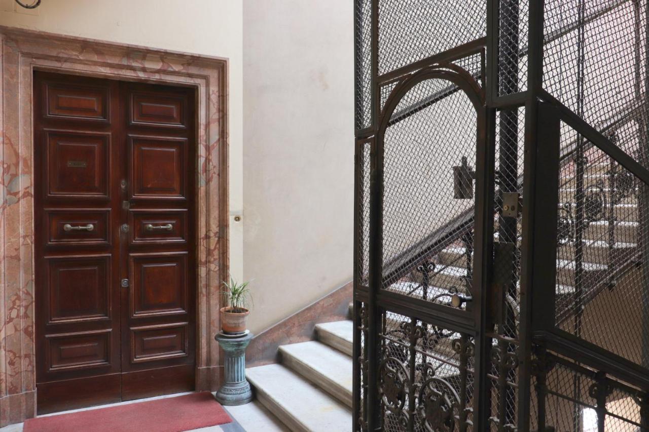 Trevi Grand Blu Suite B&B Rome Exterior photo